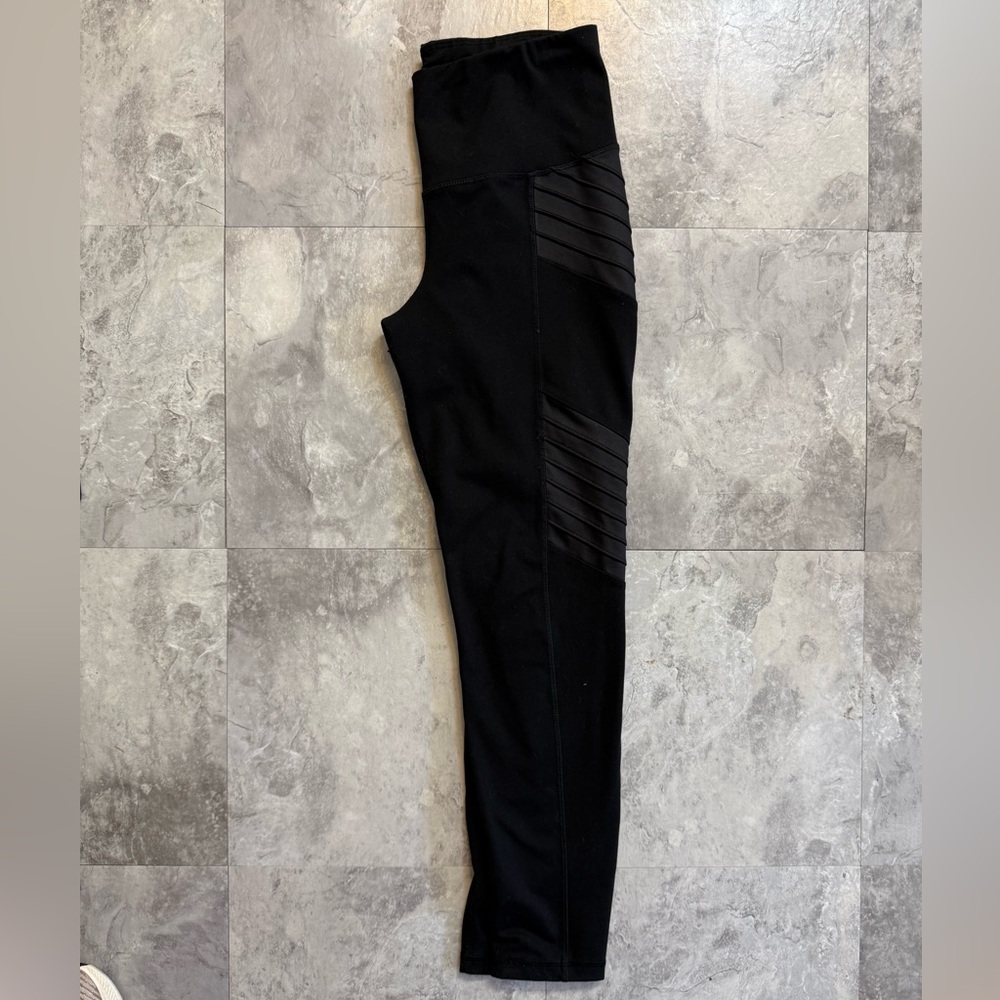 Old Navy Active Black Go-Dry Leggings